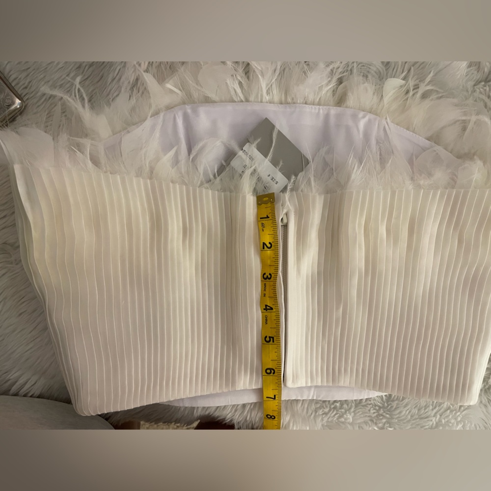 NWT 30% Off-Andres Otalora Brassavola Feather-Embellished Silk-Organza Top -US 6 - Picture 14 of 14